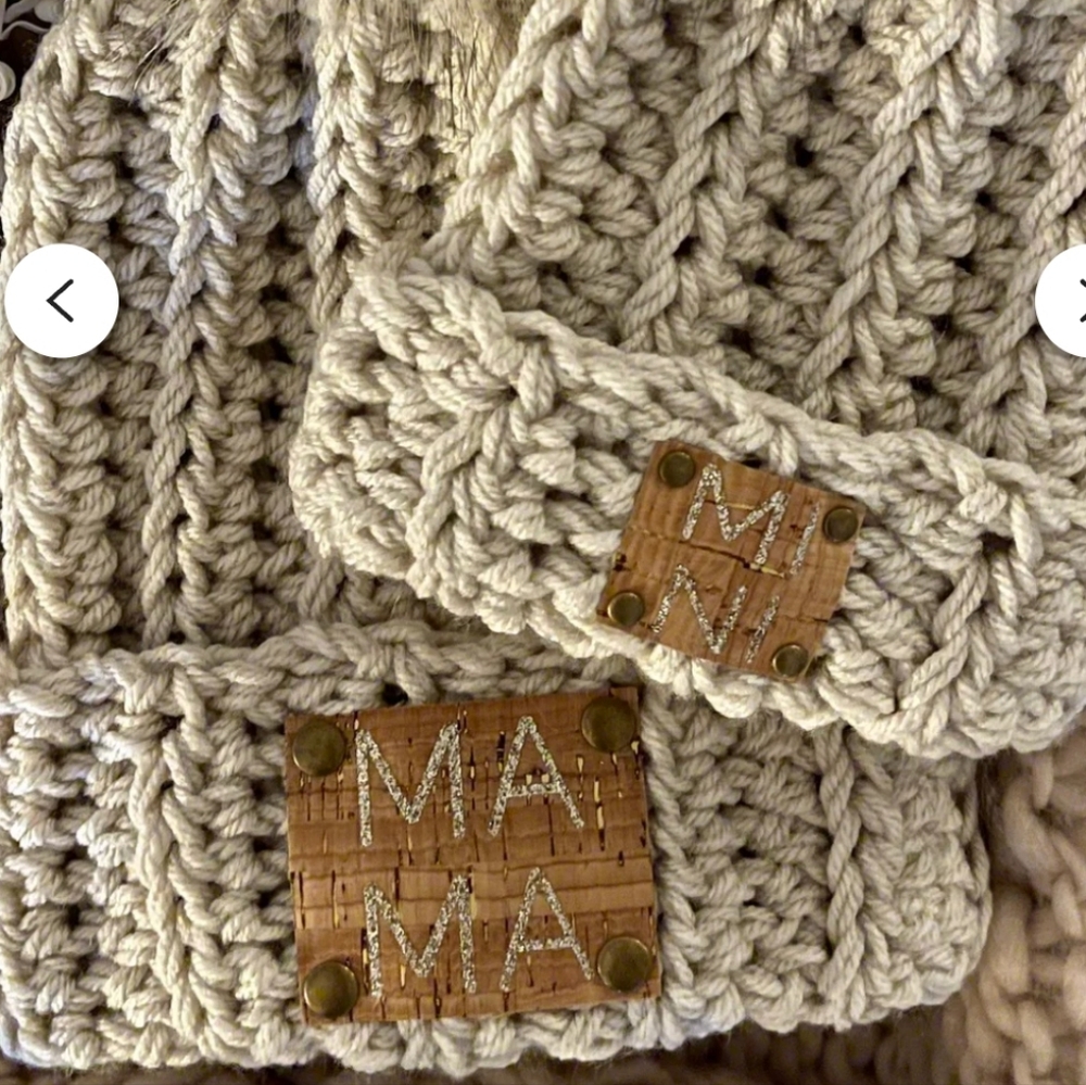 nwot mama and mini hats, no pom, mama and toddler size